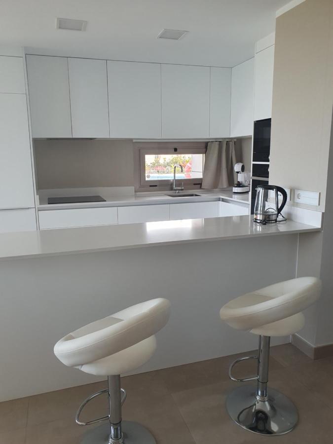 Luxury Beachfront Apartment With Pool, Sauna, Fitness And Gym In Province Malaga, Andalusia Mijas Buitenkant foto