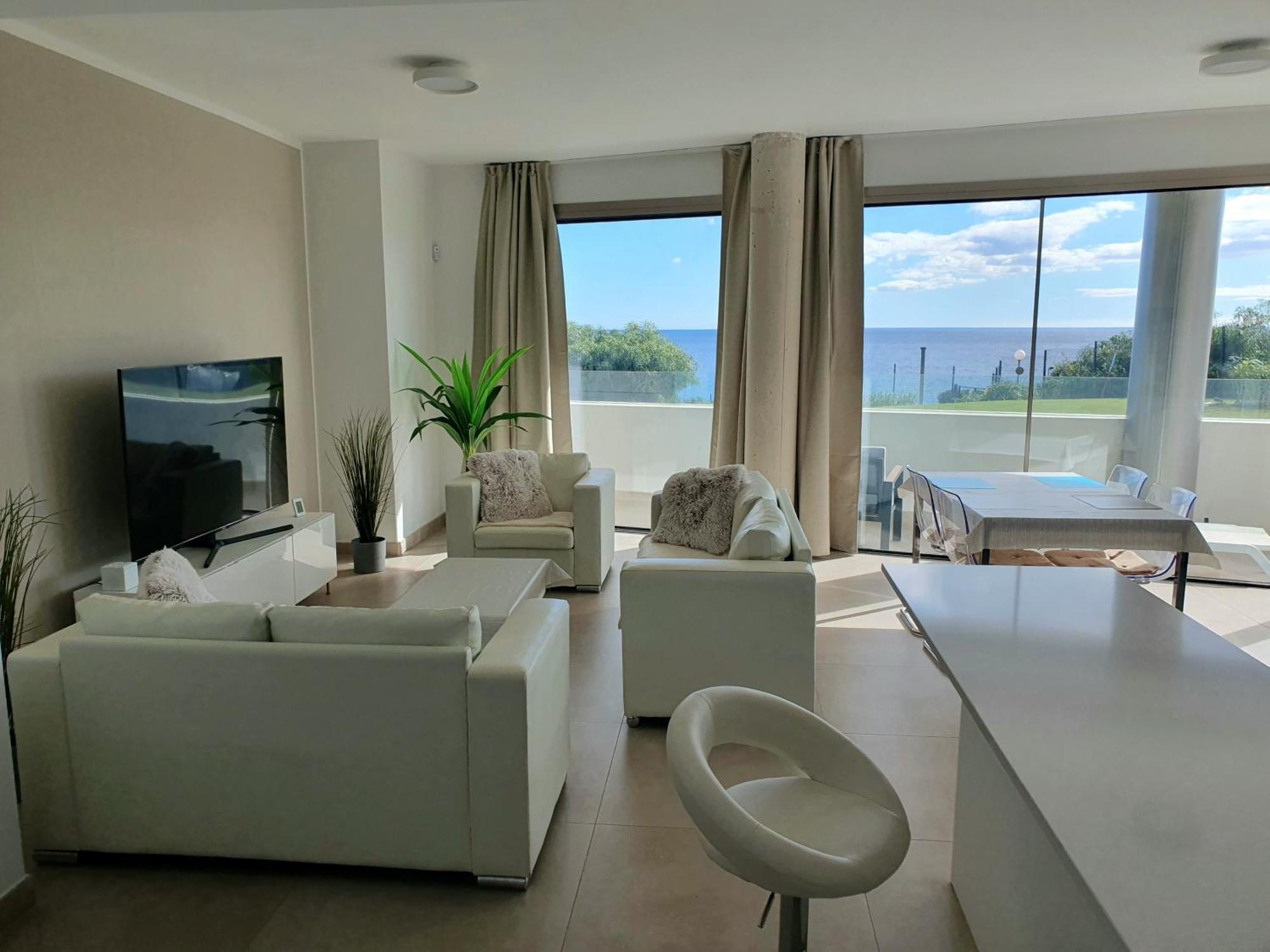 Luxury Beachfront Apartment With Pool, Sauna, Fitness And Gym In Province Malaga, Andalusia Mijas Buitenkant foto